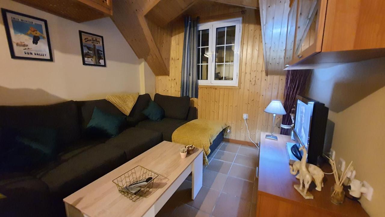 Acogedor Apartamento En Sierra Nevada Con Piscina Acceso Directo A Silla Eksteriør billede